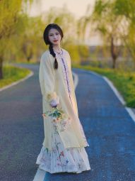 半生罗裳 缃绮 新品原创明制汉服万历圆领长衫浅黄色日常春夏薄款-淘宝网 主图 004.jpg
