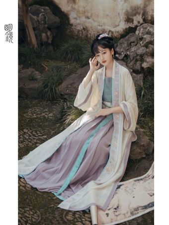 明镜华服 琉素 百褶裙子女半身裙汉服女日常上班穿刺绣长裙子-淘宝网 主图 001.jpg
