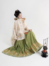 风间林【霜鹿抱秋】中式明制汉服织金对襟小短袄上衣女-淘宝网 主图 001.jpg