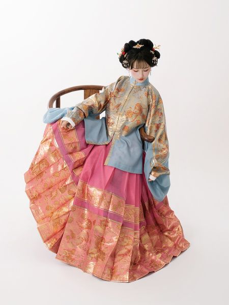 File:风间林【妙泽】夏季原创汉服国风仿妆花织金立领云肩短袄马面裙女-淘宝网 主图 001.jpg