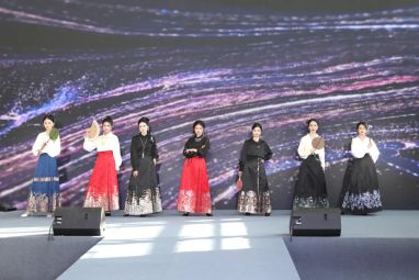 “潇湘锦绣”2023湖南博物院华服大典 009.jpg