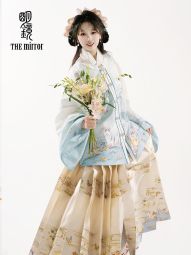 明鏡華服【鯉喵喵】原創明制漢服繡花比甲馬面裙秋季女套裝-淘寶網 主圖 003.jpg