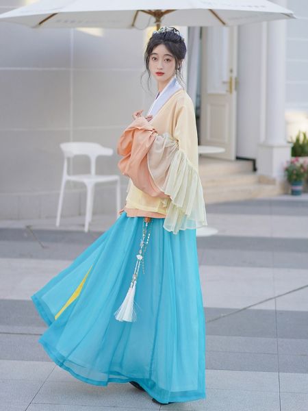 File:花朝记|复晋系列|晋制汉服垂顺版|风吟|晋制单襦半袖穿孔破裙-淘宝网 主图 004.jpg