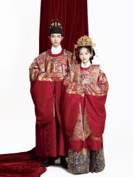 风间林 骊龙英英 明制国风圆领袍织金凤冠霞帔传统马面裙婚服汉服-淘宝网 主图 001.jpg