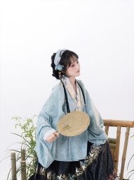 【预】吉元裳织四合云纹春日来信对交穿湖山洗明制汉服天丝春-淘宝网 主图 005.jpg
