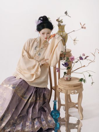 飞花令 万袖明宋原创明制对交穿琵琶袖汉服仿花罗仿妆花领子春秋-淘宝网 主图 001.jpg