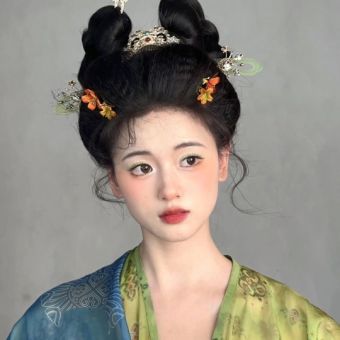 钟钟.jpg