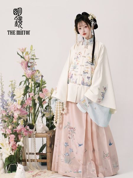 File:明镜华服【汀花抱兔】原创明制汉服中秋季成人古装方领上衣女-淘宝网 主图 003 (1).jpg