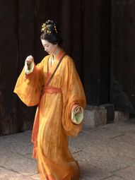 【乔织】「秋瑟」汉晋特别系列连璧纹缘边直裾袍复原风汉服秋冬女-淘宝网 主图 006.jpg