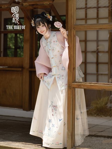 File:明镜华服【藕花洲】原创汉服成人马面套装2024中秋古装新款琵琶袖-淘宝网 主图 005.jpg