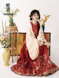 明镜华服【月华景新年红限定色】原创明制满绣汉服比甲女套装-淘宝网 主图 004.jpg