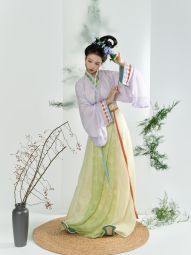 琴挑晋制【懒画眉】春日汉服交领襦八破裙少女桃红柳绿 天丝现货-淘宝网 主图 001.jpg