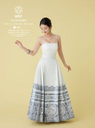 【2024年新品】后物堂 彩小系列 柿柿行龙（事事兴隆）织金马面裙-淘宝网 详情 006.jpg