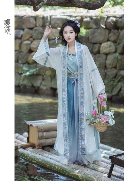 File:明镜华服【琉月】原创改良汉服女国风通勤日常可穿开衫宋褙子套装-淘宝网 主图 005.jpg