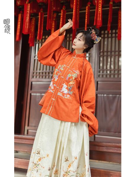 File:明镜华服【百景瑞兔】原创设计明制汉服立领兔补汉服女装-淘宝网 主图 005.jpg