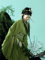 琴挑汉服【遇萤】战国袍直裾马山楚墓复原款-淘宝网 主图 004.jpg