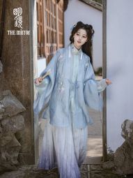 4月12日20点开售【瓶中春色】明镜华服 弓袋袖合领袄上衣汉服女-淘宝网 主图 001.jpg