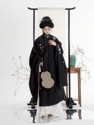 半生罗裳 芸芸长衫 汉服明制女春夏绣花立领斜襟暗纹-淘宝网 主图 005.jpg
