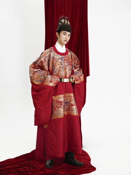 File:风间林-骊龙英英-明制国风圆领袍织金凤冠霞帔传统马面裙婚服汉服-淘宝网 主图 004.jpg