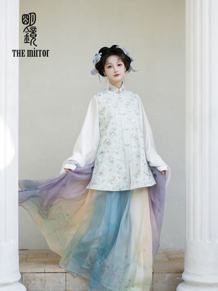 File:明镜华服【月华景】 明制汉服女马面裙套装2024新款秋冬改良汉服-淘宝网 主图 005.jpg