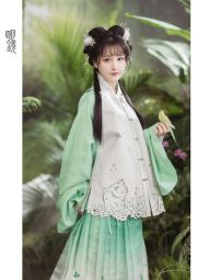 明镜华服【蝶影绰】原创汉服女明制皮比甲创激光工艺汉元素马甲-淘宝网 主图 001.jpg