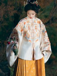 【山海明光】【玉桂满地兔】明汉服立领妆花通肩短袄满地金马面裙-淘宝网 主图 003.jpg