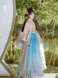 明镜华服【朔春】宋制汉服女春季宽袖刺绣长衫渐变百迭裙改良宋抹-淘宝网 主图 006.jpg