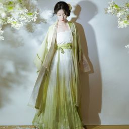 琴挑宋制【铃兰不语】长干寺郁金香铃兰汉服褙子长衫百迭裙 现货-淘宝网 主图 004.jpg