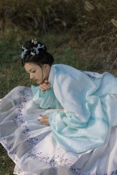 【现货】吉元裳织《鸢尾沉梦》明制汉服仿妆花纱马面裙汉服春夏-淘宝网 主图 001.jpg