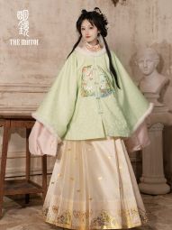 明鏡華服【兔兔環遊記】原創明制漢服秋冬裝新款圓領半袖上衣日常-淘寶網 主圖 003.jpg