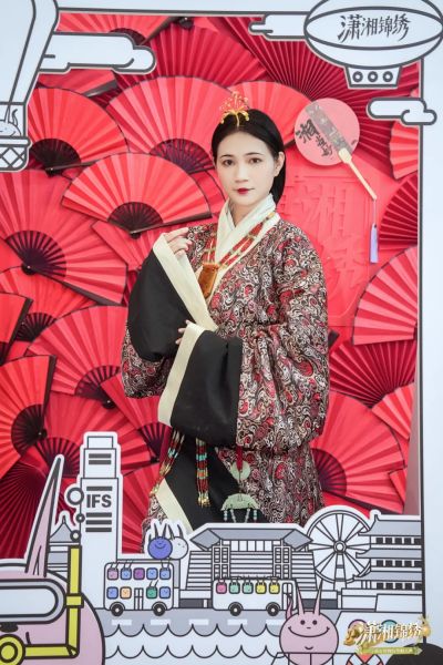 File:“潇湘锦绣”2023湖南博物院华服大典 015.jpg