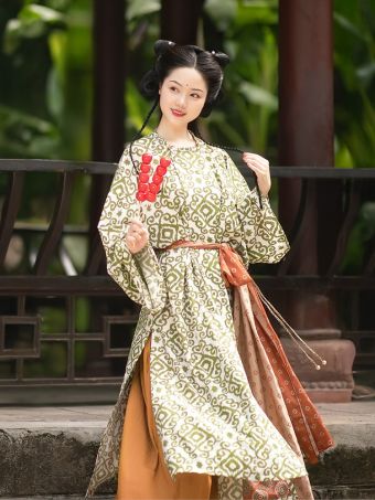汀兰颂原创汉服 无心绿 唐大放量复原圆领袍吊带阔腿裤日常通勤-淘宝网 主图 001.jpg