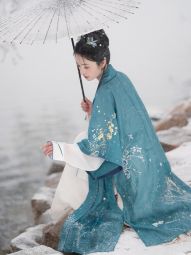燕云织造【一枝春】宋制现货长干寺飞机袖原创汉服女国风大典秀款-淘宝网 主图 004.jpg