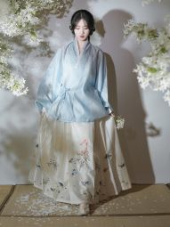 【翠羽成品裙链接】可收藏加购 吉元明制花鸟马面裙成品裙-淘宝网 主图 003.jpg
