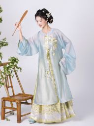 燕云织造【青梅煮酒】圆领长衫织金马面裙原创日常汉服女套装-淘宝网 主图 003.jpg