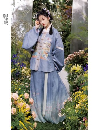 【一鹿生花】明镜原创明制汉服女方领补渐变马面裙方领补-淘宝网 主图 001.jpg
