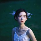 一只梳子君.jpg