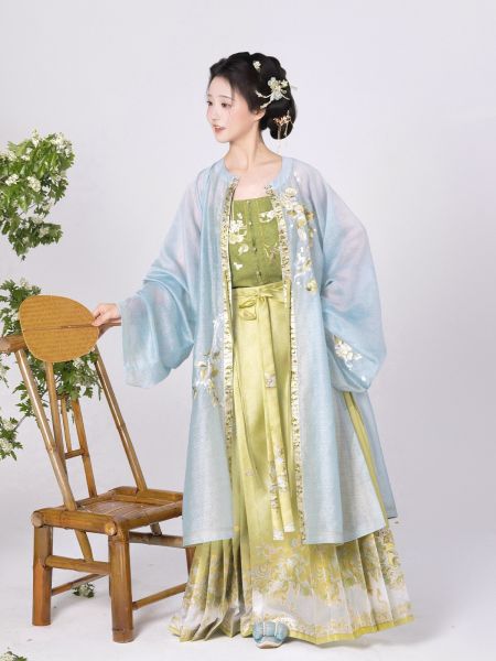 File:燕云织造【青梅煮酒】圆领长衫织金马面裙原创日常汉服女套装-淘宝网 主图 005.jpg