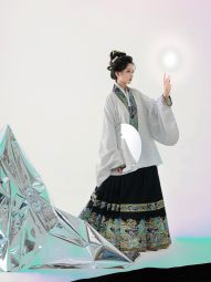 风间林【迷迷】原创国风明制汉服仿妆花织金螺钿黑色马面裙上衣-淘宝网 主图 003.jpg