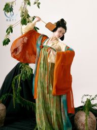 4月26日20点开售【碧锦流云】绫罗月白 唐制真丝齐胸裙汉服套装-淘宝网 主图 001.jpg
