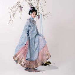 桑谣记【小山河】绣花云肩 晚明长衫 绣花比甲 窄底襕妆花纱马面-淘宝网 主图 005.jpg