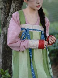 【4.27 10 00am上新】桃夭 圆领上衣唐制汉服天丝日常百搭通勤款-淘宝网 主图 005.jpg