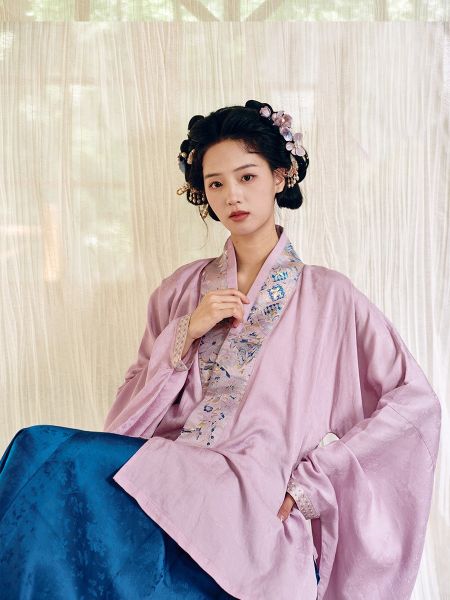 File:风间林【时时】原创新中式国风明制汉服高端蓝色马面裙 对穿交女-淘宝网 主图 004.jpg