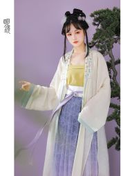 【浅月】明镜华服原创日常上班穿汉服宋制长褙子马面裙-淘宝网 主图 004.jpg
