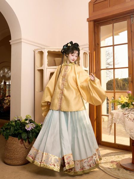 File:【预】吉元裳织-春和景明竖领立领对襟双层袄明制汉服上衣纱料-淘宝网 主图 004.jpg