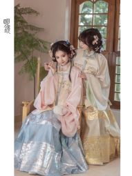 明镜华服【森林时光机】方领补织金马面裙原创明制汉服女-淘宝网 主图 001.jpg
