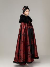 【雁回时x燕云织造联名】墨染云绸庄寒雁同款黑红毛领斗篷-淘宝网 主图 005.jpg