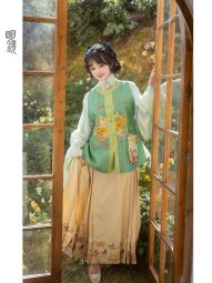 明镜华服【葵喵】刺绣猫咪比甲立领琵琶袖原创设计明制汉服女-淘宝网 主图 001.jpg