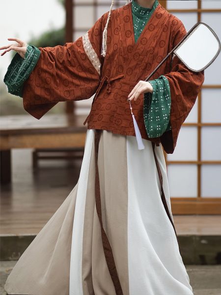 File:汀兰颂原创汉服【袅袅】魏晋晋制宽袖晋襦曲领八破裙秋冬日常汉服-淘宝网 主图 005.jpg