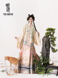 明鏡華服【鯉喵喵】原創明制漢服繡花比甲馬面裙秋季女套裝-淘寶網 主圖 004.jpg